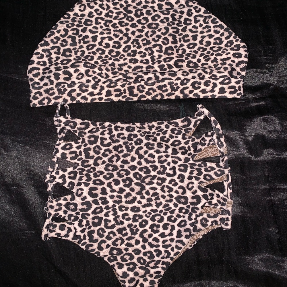Acacia Leopard queens bottom set❌❌sold on ig❌❌